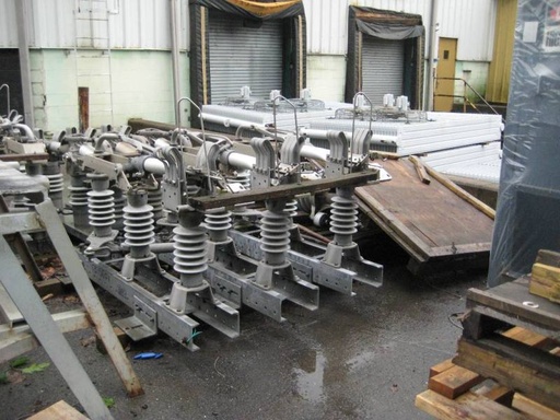 600 Amp, PASCOR, No. TTR-8, 15000 V., GANG OPERATED, AIR BREAK, DISCONNECT: -1