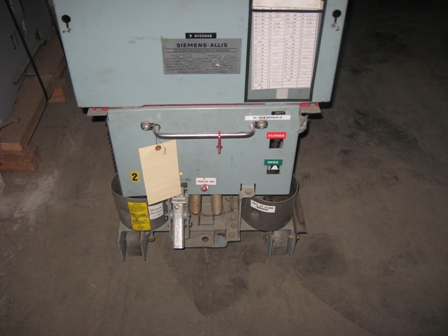 2000 Amp, SIEMENS ALLIS, MA250C-1, 4160 V., 1979,DRAWOUT, ELEC. OPERATED;-1