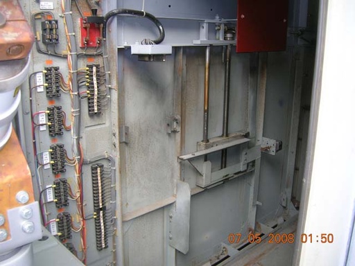 1200 Amp, POWERCON, No. BIF, 38000 V., WITH GROUNDING SWITCH , METAL HOUSED