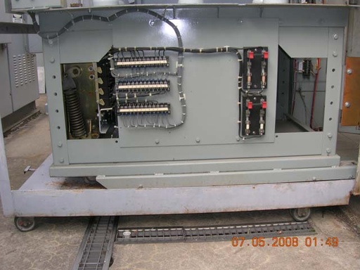 1200 Amp, POWERCON, No. BIF, 38000 V., WITH GROUNDING SWITCH , METAL HOUSED