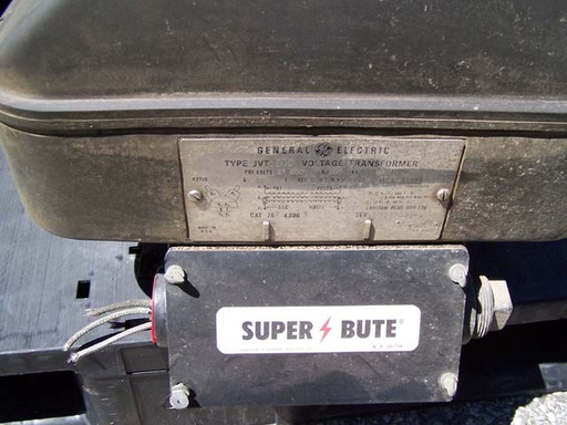 GENERAL ELECTRIC JVT-200 PT'S, Pri 27600, BIL 200 KV, 240:1, ACC. 0.3, 776X30G3