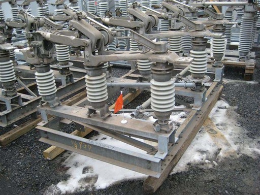 2000 Amp, USCO, AGT, 15000 V., HORIZONTAL MOUNT, VERTICAL BREAK, GOAB:1