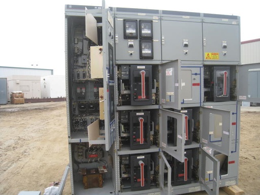 4000 Amp, GENERAL ELECTRIC, AKD-8, 600 V SWITCHGEAR:1