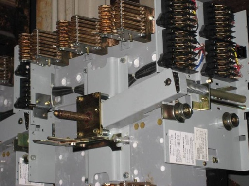 1600 Amp, GENERAL ELECTRIC, TC1616TTE1CR, 480 V., POWERBREAK, E/O, D/O, 120 VAC