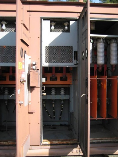 600 Amp, SIEMENS ALLIS, No. QB, 13800 V., INTERRUPTER SWITCH, FUSED, OUTDOOR:1