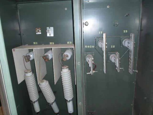 1500 KVA, Pri 34500GRDY/19920, Sec 208Y/120, GE, LIVE FRONT, RADIAL FEED:1