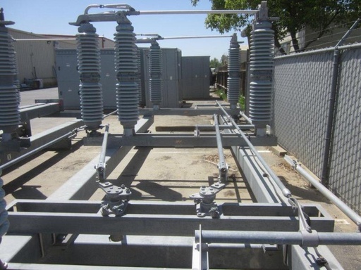 600 Amp, ABB, No. TTR-6, 138000 V., GOAB, M/O, PED., HORIZ MOUNT, VERT. BREAK:1