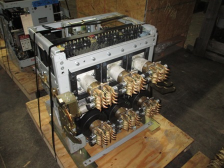 3200 Amp, GENERAL ELECTRIC, AKR-6D-75, 480 V., 120 VAC, MICRO-VERSA TRIP LSIG:1