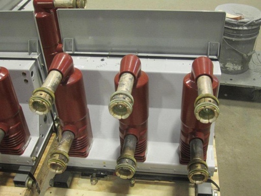 1200 Amp, ABB, ADVAC, 15 KV, VACUUM BREAKER, 125 VDC CLOSE & TRIP:1