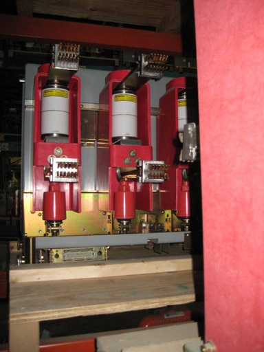 1200 Amp, SQUARE D, VR-250, 4760 V., 2002, E/O, D/O, 125 VDC, 29 KA:1