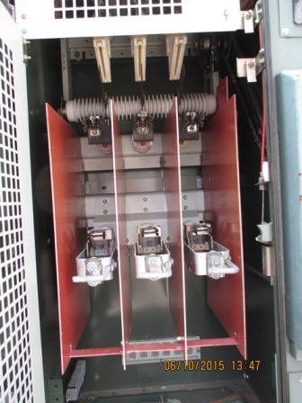 600 Amp, S&C, 4160 V., FUSED, OUTDOOR HOUSED, LOAD BREAK SWITCH