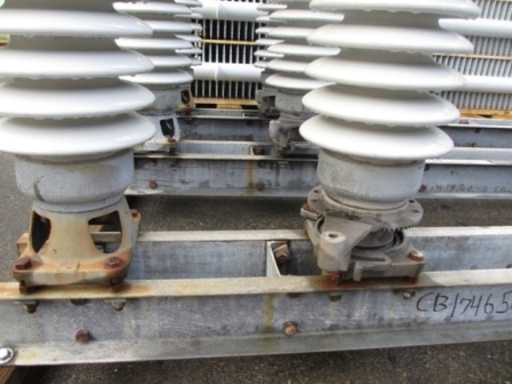 600 Amp, SOUTHERN STATES EV, 138000 V., HORIZONTAL MOUNT/VERTICAL BREAK, CONTROL