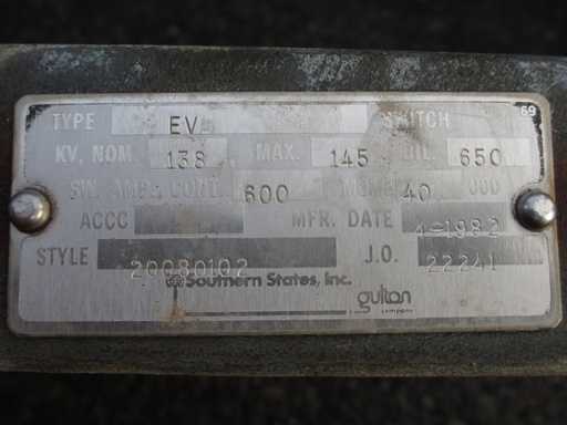 600 Amp, SOUTHERN STATES EV, 138000 V., HORIZONTAL MOUNT/VERTICAL BREAK, CONTROL