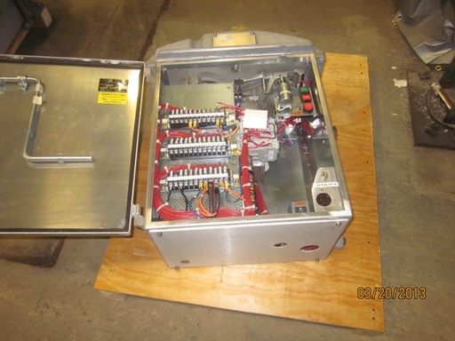 600 Amp, SOUTHERN STATES EV, 138000 V., HORIZONTAL MOUNT/VERTICAL BREAK, CONTROL