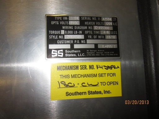 600 Amp, SOUTHERN STATES EV, 138000 V., HORIZONTAL MOUNT/VERTICAL BREAK, CONTROL