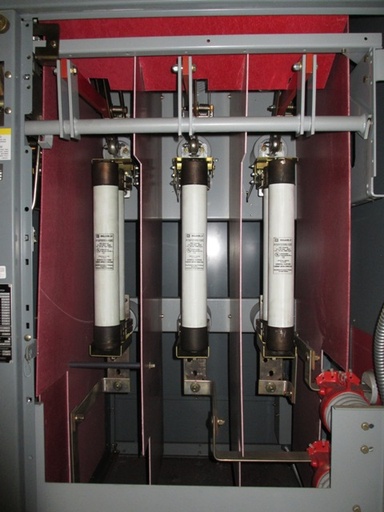 600 Amp, SQUARE D, No. HVL/FUSELOGIC, 15000 V., 2000, FUSED, INDOOR, 120V TRIP:1