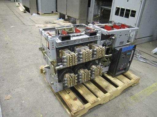 4000 Amp, GENERAL ELECTRIC, WPS-40, 480 V., E/O, D/O, 48 VDC, BELL ALARM, LSG