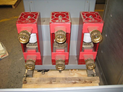 2000 Amp, ABB, ADVAC, 8.25 KV, 125 VDC CHARGE/CLOSE/OPEN, 41 KA:1