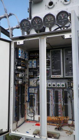2000 Amp, SIEMENS, SPS-145-40-2000, 145 KV, 125 VDC CLOSE/TRIP/MOTOR