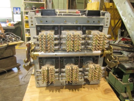 4000 Amp, GENERAL ELECTRIC, WPS-40, 635 V., 120 VAC CLOSE & TRIP