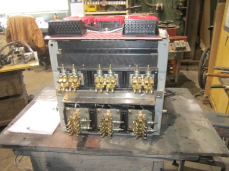 1600 Amp, GENERAL ELECTRIC, WPH-16, 635 V., MANUALLY OPERATED/DRAW-OUT:1