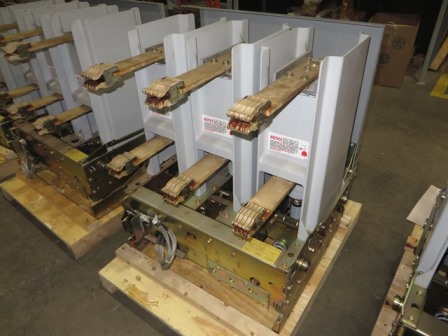 1200 Amp, GENERAL ELECTRIC, VB1-13.8-1000-3, 15 KV, 2009, 125 VDC, ML-18 MECH