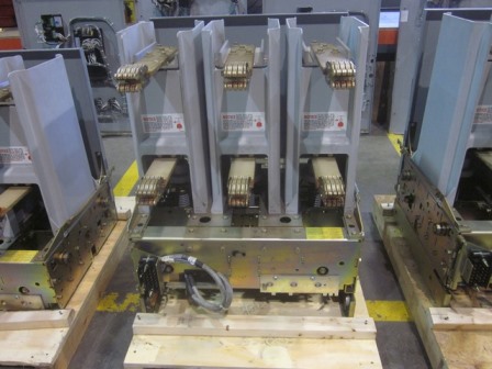 1200 Amp, GENERAL ELECTRIC, VB1-13.8-1000-3, 15 KV, 2009, 125 VDC, ML-18 MECH