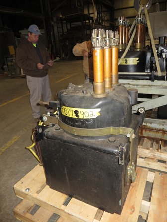 1200 Amp, WESTINGHOUSE, DE-ION GRID, B-22-B, 13.8 KV, INDOOR OIL BREAKER: 1