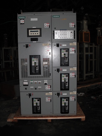 3200 Amp, SIEMENS, RL3200, 600 V., 120 VAC CONTROLS, UNUSED