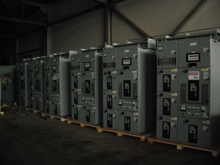 3200 Amp, SIEMENS, RL3200, 600 V., 120 VAC CONTROLS, UNUSED