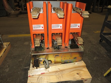 1200 Amp, GENERAL ELECTRIC, VB1-13.8-1000-3, 15 KV, 125 VDC, ELECTRIC OPER: