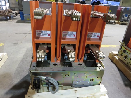 1200 Amp, GENRAL ELECTRIC, VB1-13.8-1000-3, 15 KV, ELECTRIC, 125VDC C&T: