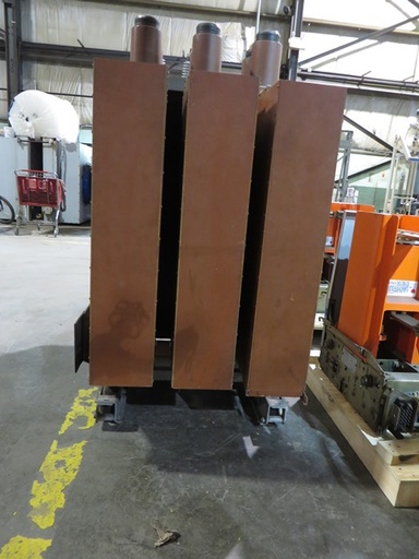 3000 Amp, GENERAL ELECTRIC, AM-13.8-1000-4H, 13.8 KV, ELECTRIC, SPRING CHRGD