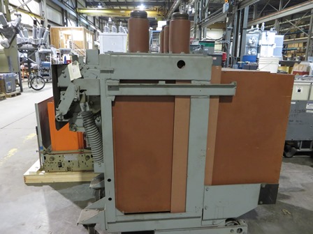 3000 Amp, GENERAL ELECTRIC, AM-13.8-1000-4H, 13.8 KV, ELECTRIC, SPRING CHRGD