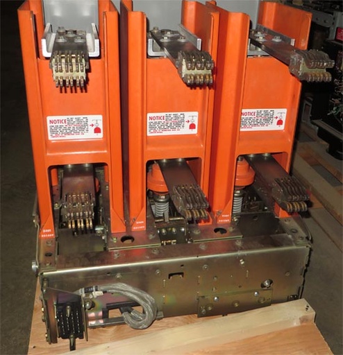 1200 Amp, GENERAL ELECTRIC, VB1-4.16-250-3, 4160 V., EO/DO, 48 VDC MCT: