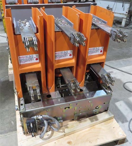 1200 Amp, GENERAL ELECTRIC, VB1-13.8-500-3, 13.8 V., EO/DO, 48 VDC MCT: