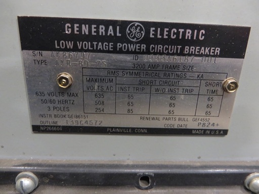 3200 Amp, GE, AKR-8D-75, 480 V., MANUALLY OPERATED, DRAW-OUT:1