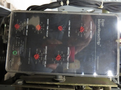 3200 Amp, GE, AKR-8D-75, 480 V., MANUALLY OPERATED, DRAW-OUT:1