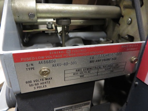 800 Amp, GE, AKR-8D-30S, 480 V., FUSED, MANUALLY OPERATED, DRAW-OUT