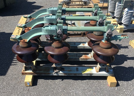 1200 AMP, SOUTHERN STATES, WAG, 38 KV, HORIZONTAL MOUNT, VERTICAL BREAK, GOAB;