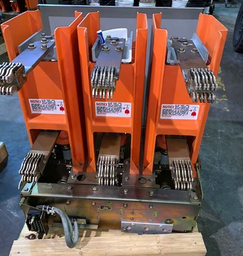 1200 Amp, GENERAL ELECTRIC, VB1 4.16-250-2, 4160 V., 1991, 48 VDC, ML-18:1