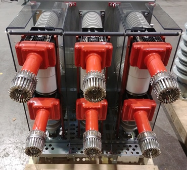 2000 Amp, SQUARE D, VR V5D2253Y000, 27 KV, 125 VDC CONTROLS, UNUSED