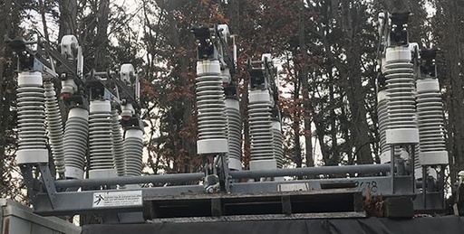 1200 Amp, S & C, No. ALDUTI-RUPTER, 34500 V., 1999, OUTDOOR SWITCH:1