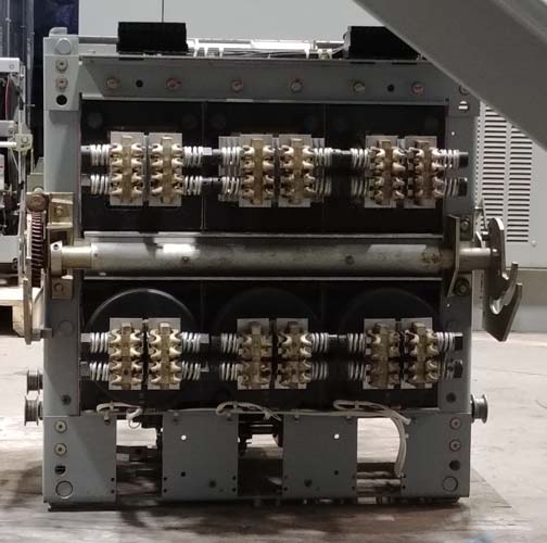 3200 Amp, GENERAL ELECTRIC, WPS-32, 480 V., 120 VAC CLOSE/125 VDC TRIP, D/O:1