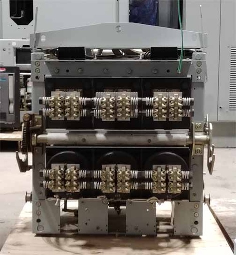 3200 Amp, GENERAL ELECTRIC, WPS-32, 480 V., 240 VAC CLOSE & TRIP, D/O:1