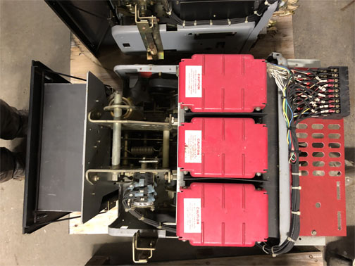 800 Amp, GENERAL ELECTRIC, WPX-08, 480 V. MANUALLY OPERATED, DRAW-OUT:1