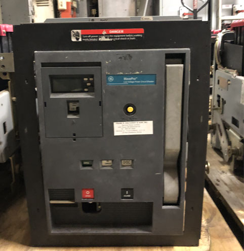 800 Amp, GENERAL ELECTRIC, WPX-08, 480 V. MANUALLY OPERATED, DRAW-OUT:1