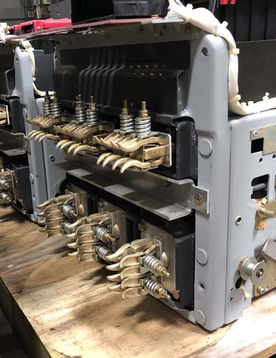 800 Amp, GENERAL ELECTRIC, WPX-08, 480 V. MANUALLY OPERATED, DRAW-OUT:1