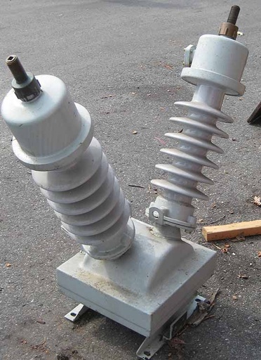 GENERAL ELECTRIC PT TYPE ET-200, CAT. 159X517, 34500 V, PRI, 115 V SEC:1