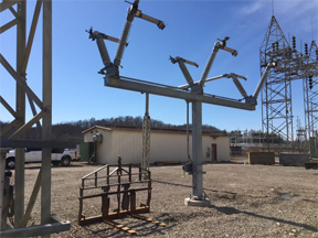 3000 Amp, ROYAL, No. AV13830, 145000 V.,GANG OPERATED, AIR BREAK SWITCH